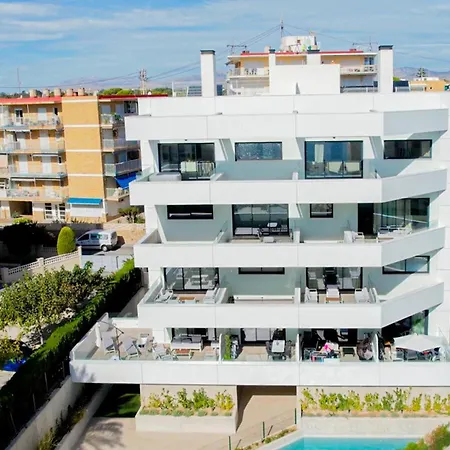Oia 6 By United Renters